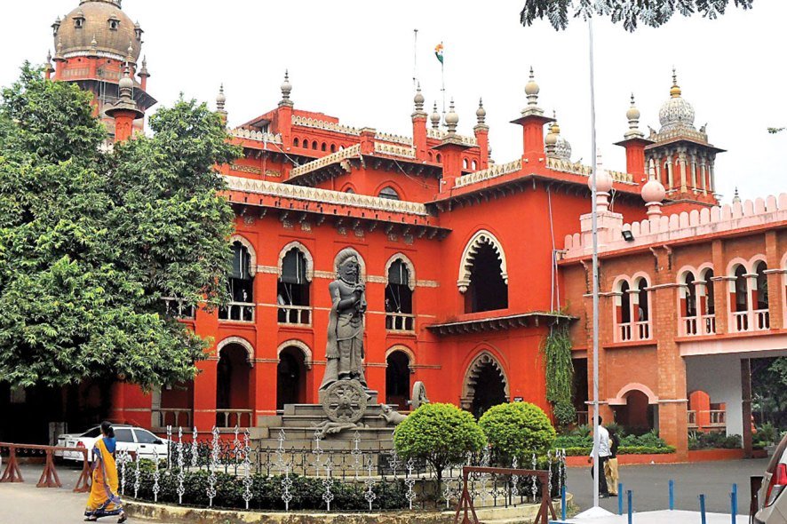 Madras High Court judgment on the POCSO Act in an adolescent relationship case